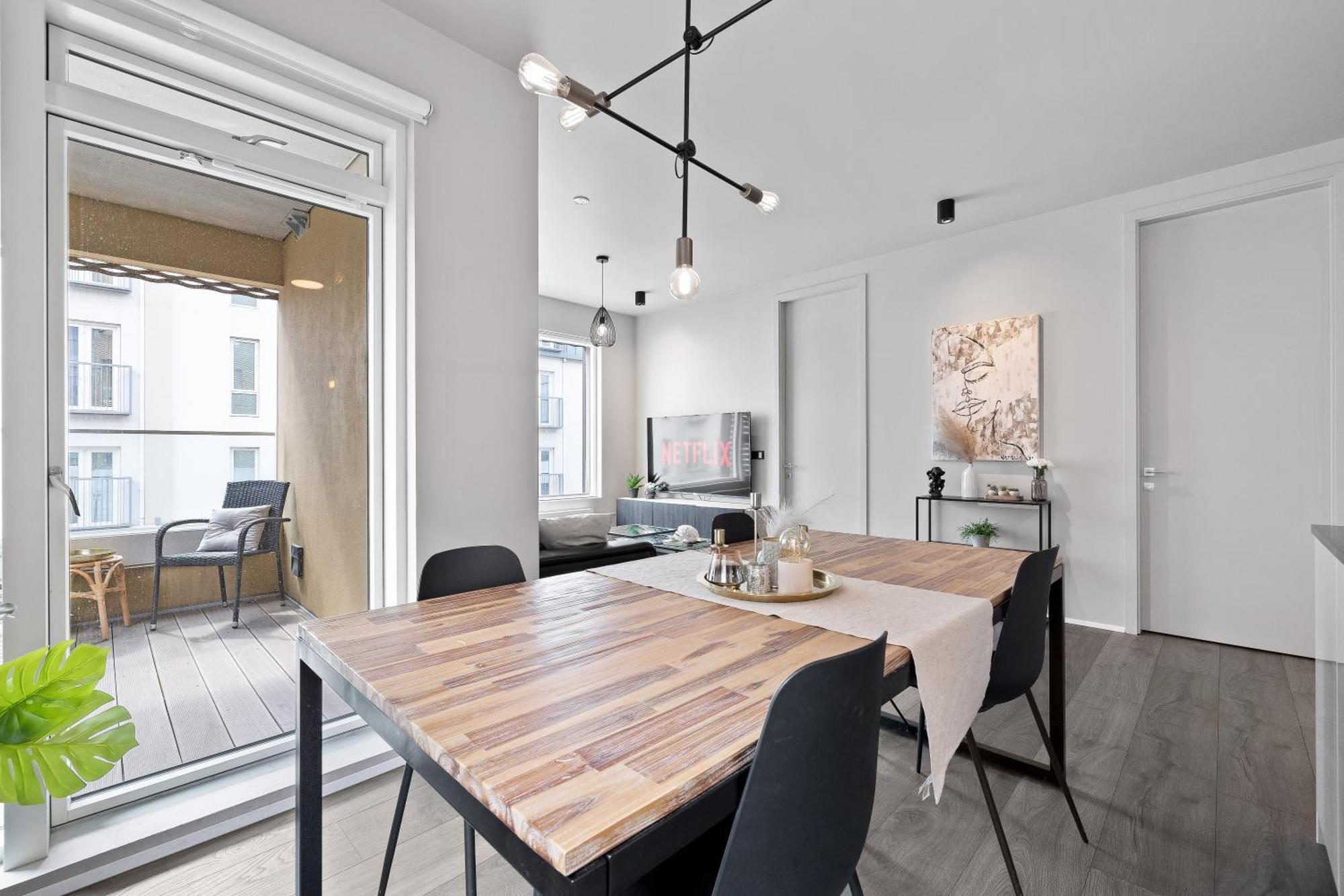 רייקיאוויק Vibrant Hafnatorg I Spacious Property With Expansive Garage מראה חיצוני תמונה