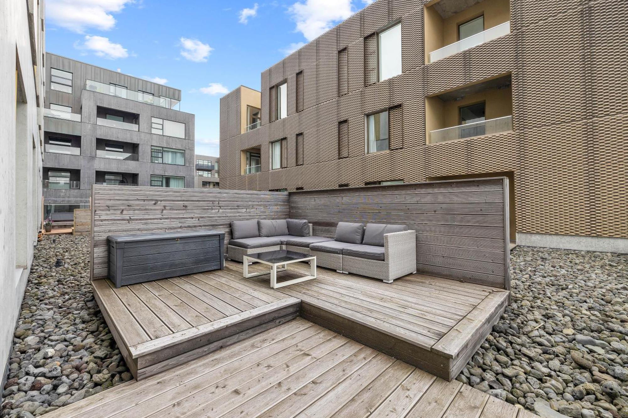 רייקיאוויק Vibrant Hafnatorg I Spacious Property With Expansive Garage מראה חיצוני תמונה