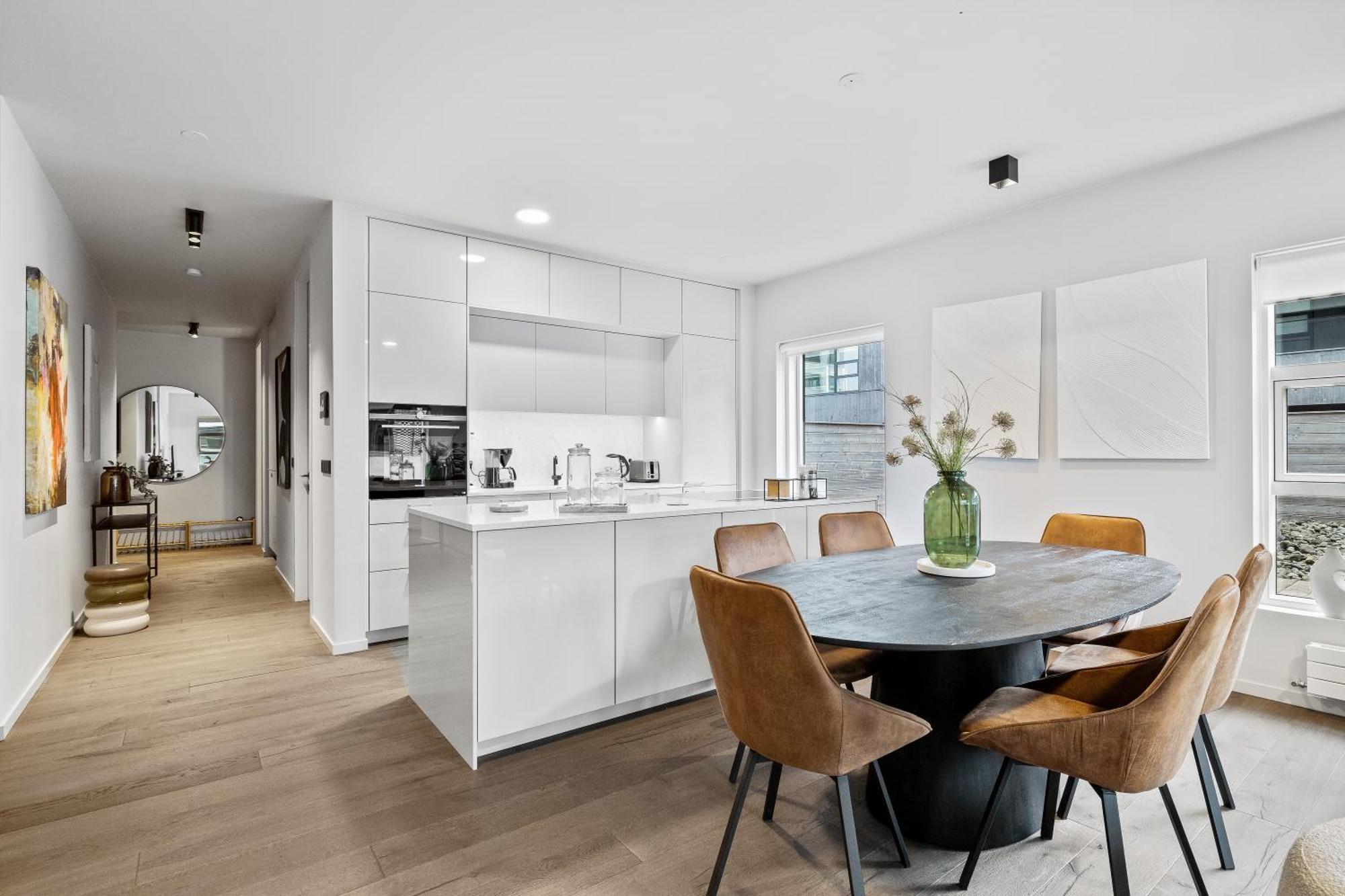 רייקיאוויק Vibrant Hafnatorg I Spacious Property With Expansive Garage מראה חיצוני תמונה